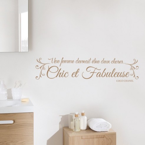 Sticker une femme devrait être deux choses - coco chanel