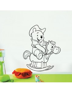 Sticker Winnie l'ourson sur cheval à bascule 2