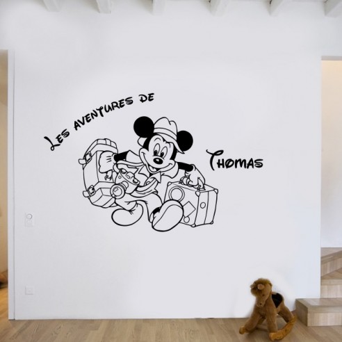 Sticker Mickey aventure avec prénom
