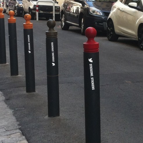 Sticker follow Twitter