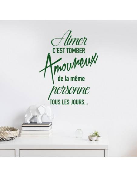 Sticker aimer c'est tomber amoureux