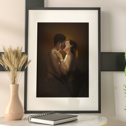 Couple enlacé poster