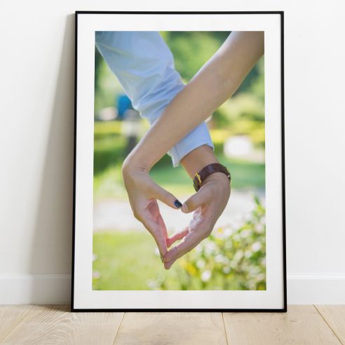 Main dans la main poster