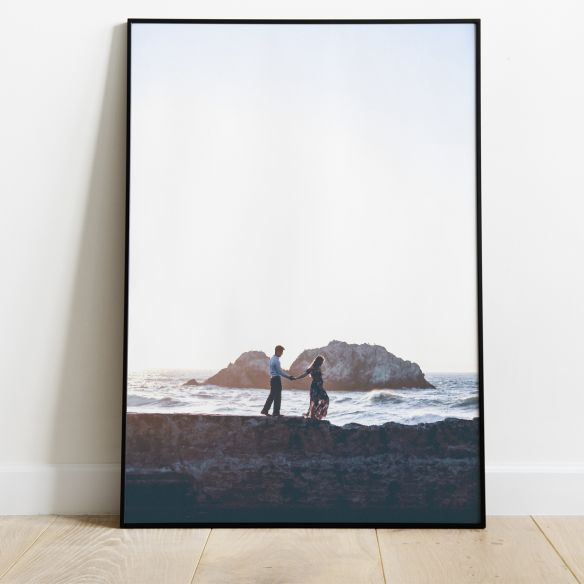 Couple qui s'embrasse poster