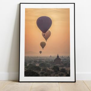 Montgolfières au soleil levant poster 2