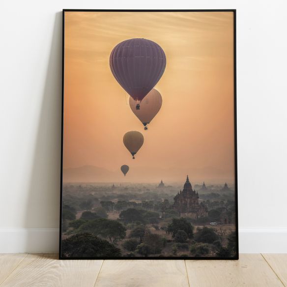 Montgolfières au soleil levant poster