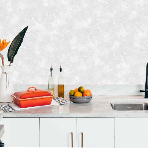 Crédence adhésive effet béton blanc
