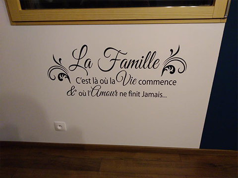 La famille c'est là où la vie comment et où l'amour ne finit jamais
